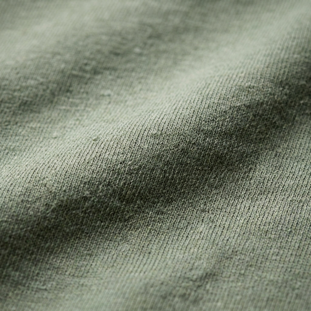Luna Stretch V-Neck