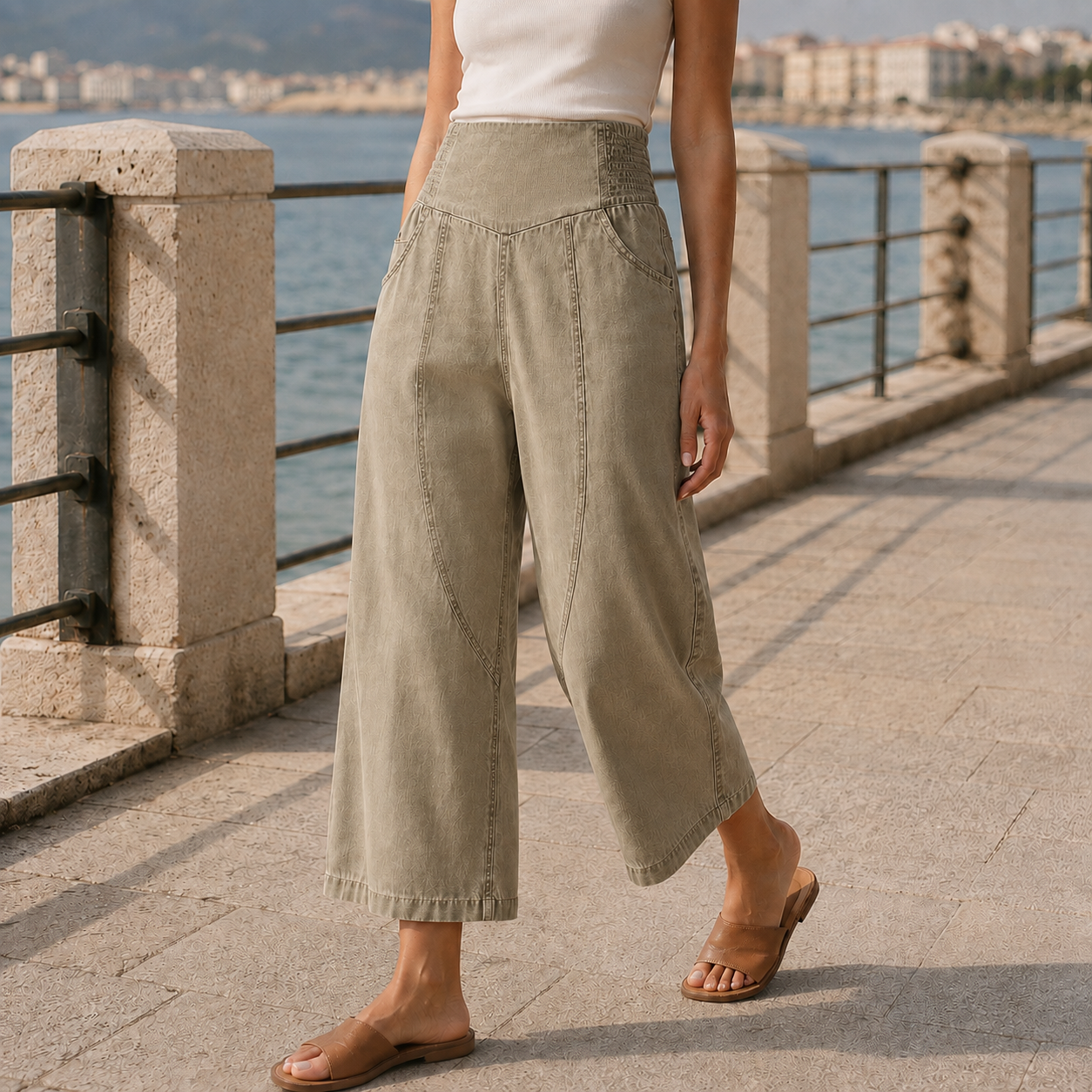 Selene Curved Denim Pants