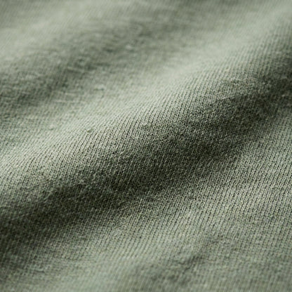 Luna Stretch V-Neck