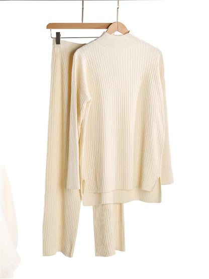 Crème women's two-piece matching set, alternate product view